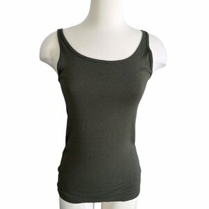 Amazon Essentials Women’s Olive Tank Top Size Medium